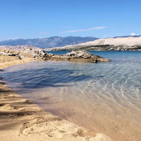 Apartament By The Sea Pag - 6411 Pag Town