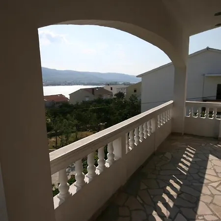 Apartments By The Sea Pag - 6411 Apartment