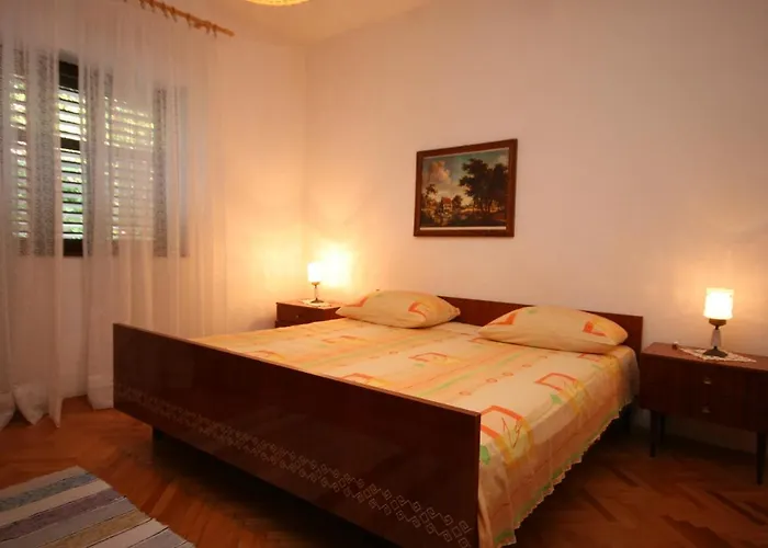 Apartments By The Sea Pag - 6411 Паг