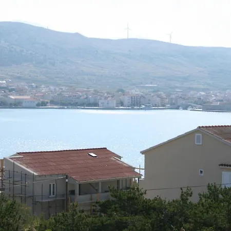 Διαμέρισμα By The Sea Pag - 6411