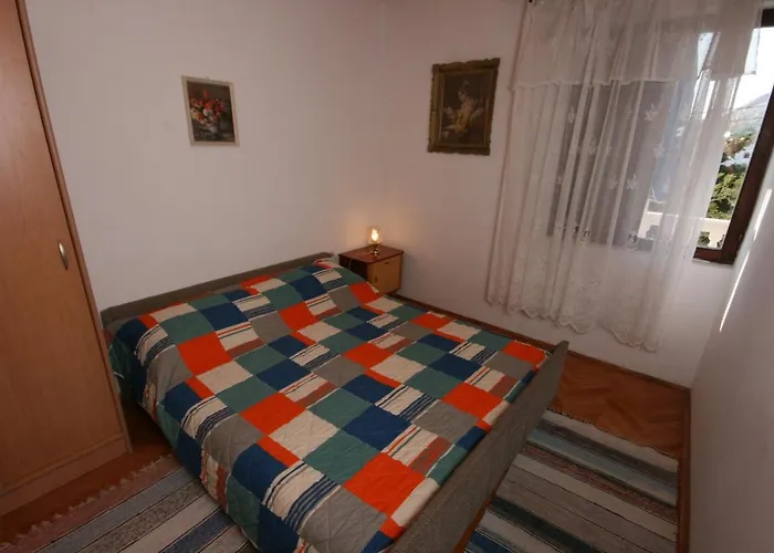 Apartments By The Sea Pag - 6411 Pag Town